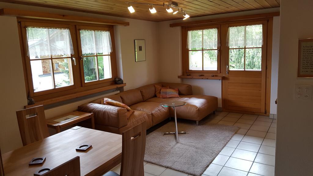Ferienwohnung Gadenstatt Davos Esterno foto